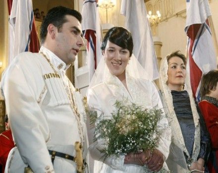 Грузинская царица подала в суд на царя
