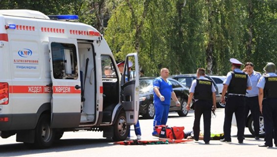 В Алма-Ате скончались двое полицейских, раненных во время стрельбы 18 июля