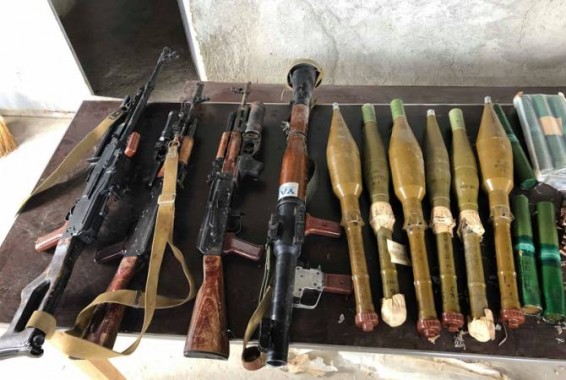 В селе Аршалуйс полиция обнаружила большое количество незаконного оружия и вооружения