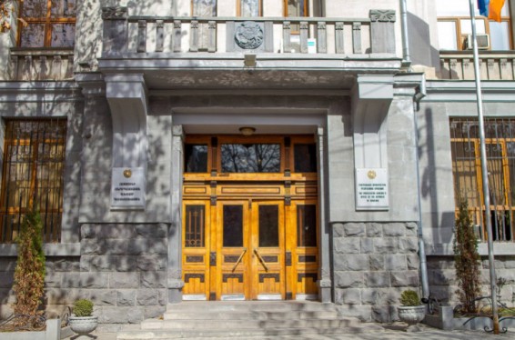 Սյունիքի դատախազը նպաստառուների նկատմամբ ապօրինություններ թույլ տված անձանց վերաբերյալ կարգապահական միջոցներ ձեռնարկելու միջնորդագիր է ներկայացրել մարզպետին