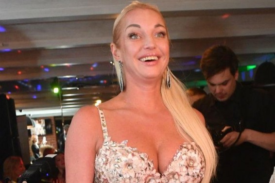 Sun-ը ծաղրել է Վոլոչկովային անհաջող ֆոտոշոփի համար