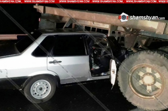 Խոշոր ավտովթար Կոտայքի մարզում. ВАЗ 21099-ը մխրճվել է բեռնատարի մեջ, կան տուժածներ. Shamshyan.com
