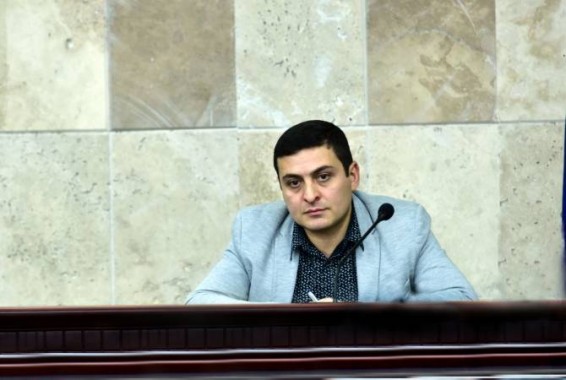 Проректором ЕрГУ по учебной работе назначен Менуа Согомонян