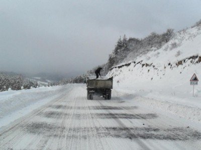 Սոթք-Քարվաճառ ավտոճանապարհը դժվարանցանելի է, ճանապարհները հիմնականում անցանելի են. Լարսը բաց է