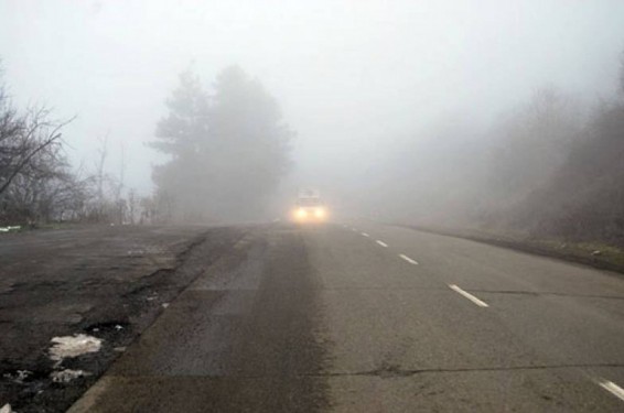 «Մեղրու սար» կոչվող հատվածում և Սոթք-Քարվաճառ ավտոճանապարհին  մառախուղ է, տեսանելիությունը՝ 50-60մ