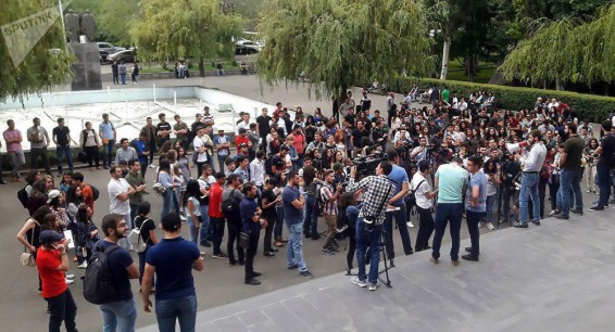 Студентам в Армении станет проще платить за учебу: 