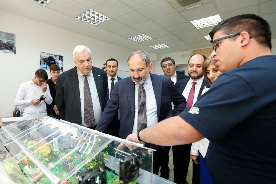 Վարչապետը ծանոթացել է Հայաստանի ազգային պոլիտեխնիկական համալսարանի ուսումնական գործընթացին