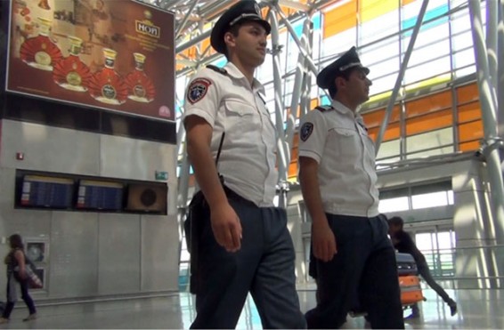 Թելավիվ-Երևան չվերթի ինքնաթիռի ժամանումից հետո Իսրայելի հետախուզվող քաղաքացին հայտնաբերվել է օդանավակայանում