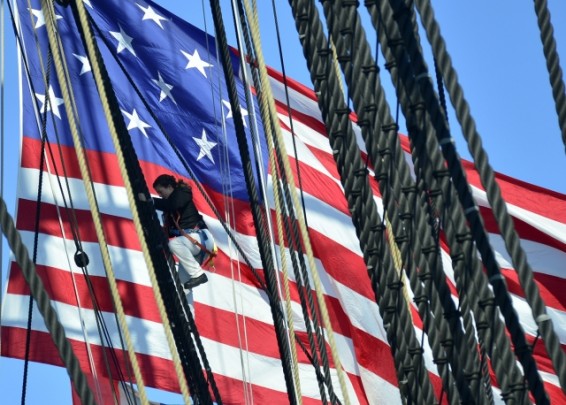 Судно ВМС США вторглось в территориальные воды Венесуэлы