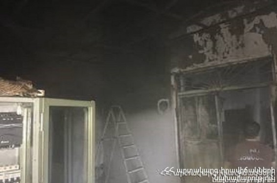 Հրդեհ՝ Լուսառատ գյուղի սառնարանային պահեստի տանիքում