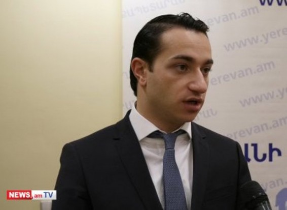 Անկեղծ եմ ասում, չեմ ճանաչում դեմքով ձեր նշած մարդուն. Մխիթար Հայրապետյանը Ջիվան Աբրահամյանի մասին