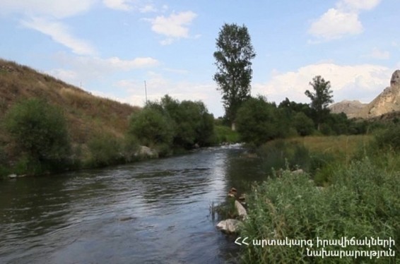 Վայք քաղաքում հայտնաբերվել է գետն ընկած երեխայի դին