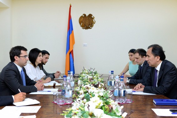 Հակոբ Արշակյանը Տաջիկստանի դեսպանի հետ քննարկել է համագործակցության հնարավորությունները