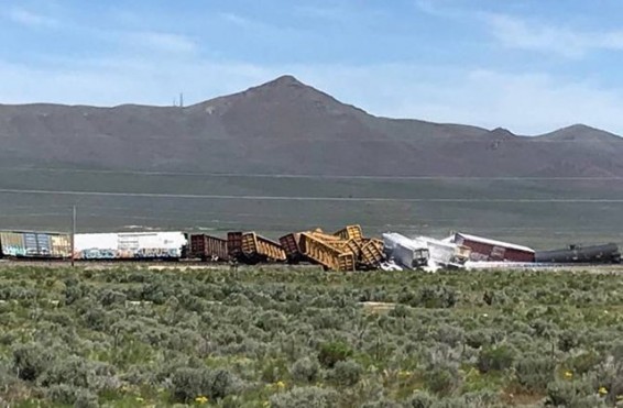 Նևադայում պայթյունավտանգ նյութերով գնացք է դուրս ընկել ռելսերից