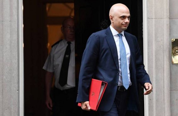 Մեծ Բրիտանիայի ՆԳ նախարարը դուրս մնաց վարչապետի պաշտոնի համար պայքարից