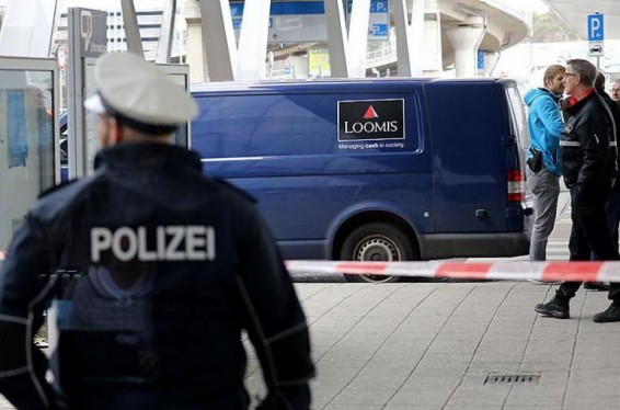 Գերմանիայում 2.5 հազար մարդ է տարհանվել Երկրորդ համաշխարհային պատերազմից մնացած երկու ականի պատճառով