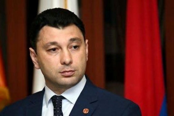 «Երբ վարչապետ Փաշինյանը դավաճանում է պատգամավոր Փաշինյանին». Շարմազանով