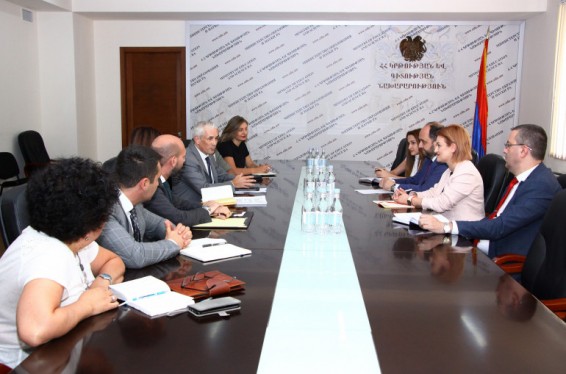 Արայիկ Հարությունյանն ընդունել է ՄԱԿ-ի մշտական համակարգող Շոմբի Շարփին