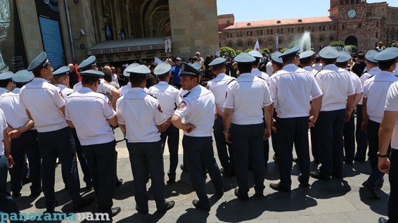 Ի պաշտպանության Ռոբերտ Քոչարյանի ակցիայի 6 մասնակիցներ բերվել են ոստիկանություն