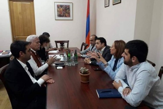 Մխիթար Հայրապետյանը ԱԺ ղեկավարությանը չի՞ գոհացրել. Ով է նրան փոխարինելու. «Հրապարակ»