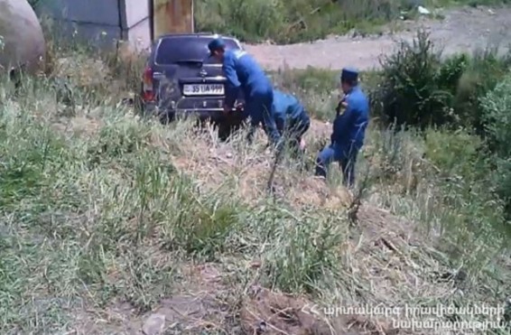 Նոր Խաչակապ գյուղի մոտակայքում մեքենան ընկել է ձորը