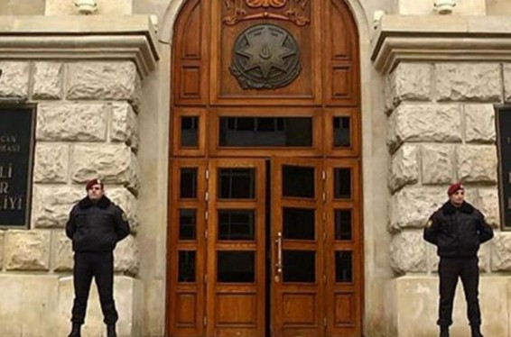 Ադրբեջանում լրագրողների՝ ՆԳՆ շենքի առջև ծրագրված բողոքի ակցիան խափանվել է