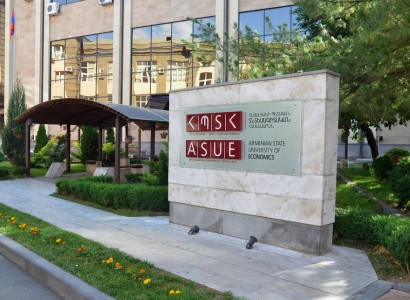 Դատական նոր հայց՝ ընդդեմ Տնտեսագիտական համալսարանի