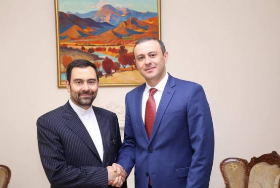 Արմեն Գրիգորյանն ընդունել է ԻԻՀ դեսպանին