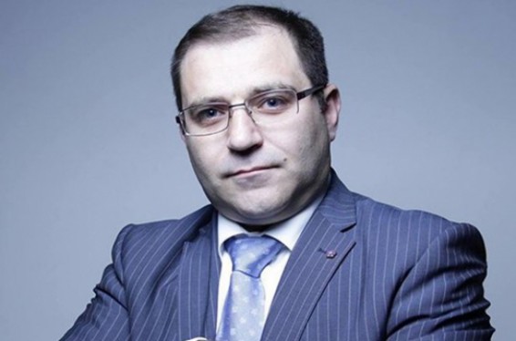 Լուլուի ընկերուհին Վարդավառից 4 օր առաջ գրանցում է Ա/Ձ, որով կնքում է 5 մլն դրամի պայմանագիր ԱԺ հետ