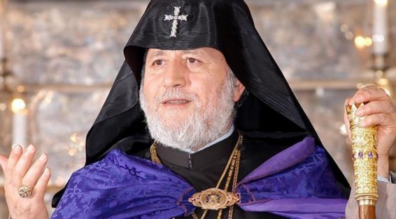 Աղոթում ենք, որ Ամենազորն Աստված Իր օրհնության ու առատ շնորհների մեջ առաջնորդի բոլոր հայորդիների կյանքը. Գարեգին Բ