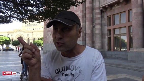 VIDEO: Վարչապետն էքսկուրսավոդ է դարձել, իսկ իմ գործը կոծկում են. քաղաքացի