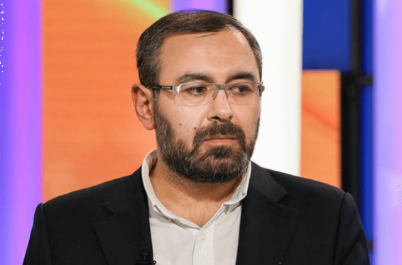 «Կառավարող ուժի հետ 1,5 տարի առաջ կապող վստահության հաստ պարանից մնացել է մի բարակ կոճի թել»․ Սուրեն Սահակյան