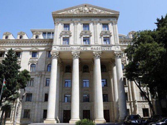 Ադրբեջանը Արցախ այցելած ֆրանսիացի պատգամավորների անունները կմտցնի «սեւ ցուցակ»
