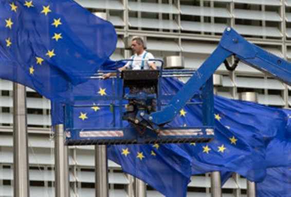 Եվրահանձնաժողովը պատրաստվում է ուժեղացնել WhatsApp-ի և Skype-ի հսկողությունը