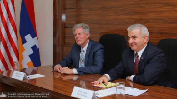 ԱՄՆ կոնգրեսական Ֆրենք Փալոունը հյուրընկալվել է խորհրդարանում