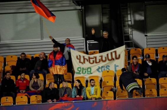 Ցավում ենք, որ չարդարացրինք ձեր սպասելիքները. ՀՖՖ-ն՝ խաղին ներկա երկրպագուներին