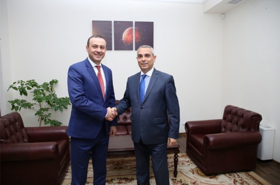 Արմեն Գրիգորյանն ու Մասիս Մայիլյանը քննարկել են արտաքին և անվտանգային քաղաքականությանը վերաբերող հարցեր