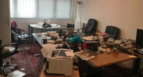 Во Франции неизвестные разгромили редакцию армянского журнала