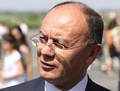 Սեյրան Օհանյանը մեկնել է Հայաստանից