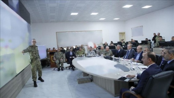 Эрдоган приехал в приграничный с Сирией район