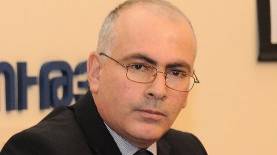 Մամուլի քարտուղարները հեռանում են