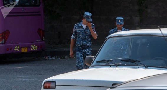 В Армении полицейского поймали на взятке 