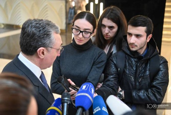 С ЕС у нас чрезвычайно четкая и позитивная повестка — Зограб Мнацаканян