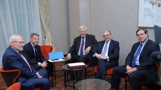 ՀՀ ԱԳ նախարարն ու համանախագահներն ընդգծել են խաղաղությանը նպաստող միջավայրի ձևավորման ուղղությամբ քայլերը