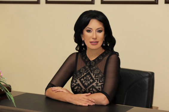 Երբ Հայկոն քաղաքապետ չէր, կարգին երևանցի էր․ Նաիրա Զոհրաբյանը Հայկ Մարությանին հիշեցրել է 2013-ի Ամանորին կես մլն դոլար ծախսը քննադատող գրառումը