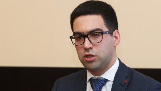 «Իրավունք ունենք իմանալու՝ կոռումպացված ինչ-որ պաշտոնյայի հետ դատավորը կրկին շփումներ ունենո՞ւմ է, թե՞ ոչ». Ռուստամ Բադասյանը՝ դատավորի հայտարարության մասին