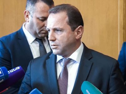 «Ես հաստատում եմ այդ տեղեկությունը». Դավիթ Տոնոյանը՝ բանակում զոհերի թիվը պատմական մինիմումի հասցնելու մասին