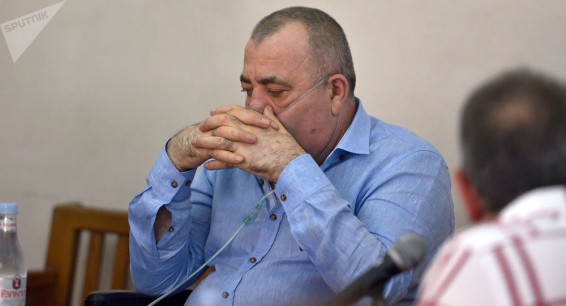 Манвел Григорян подключен к аппарату искусственного дыхания — адвокат опального генерала