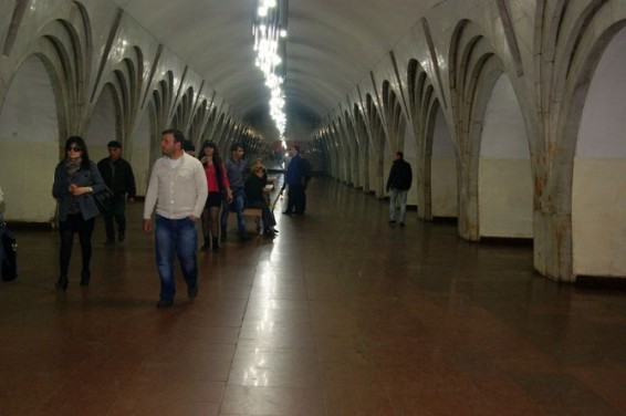 Киоск сгорел близ станции метро в Ереване