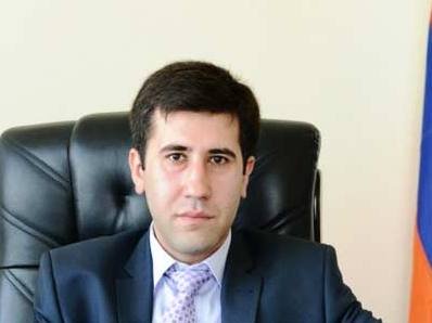 Իշխանական ու մերձիշխանական շրջանակների վարքագիծը պարզ երեսպաշտությու՞ն է, թե՞ պարզունակ աթոռապաշտություն. Ռ. Մելիքյան